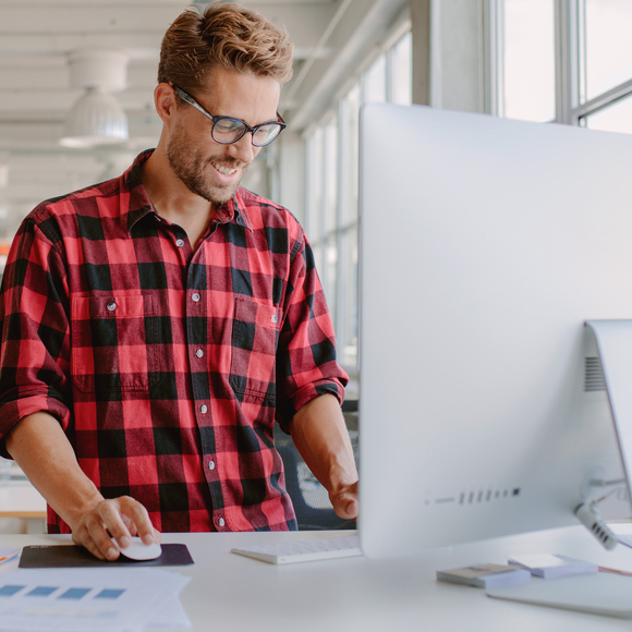 Standing Desk Buyers Guide Part 2 - Comparing Electric Sit Stand Desks