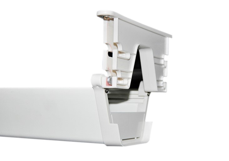 Easy Access Cable Management Tray