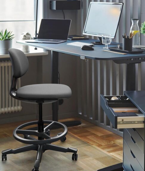 Yoyo Drafting Chair