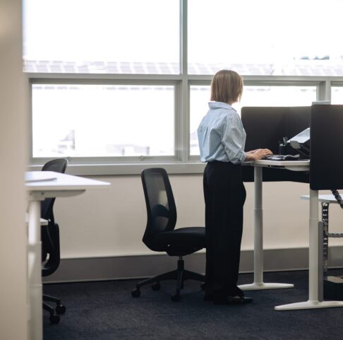 Syntra Straight Height Adjustable Desk 1200m x 600mm wide